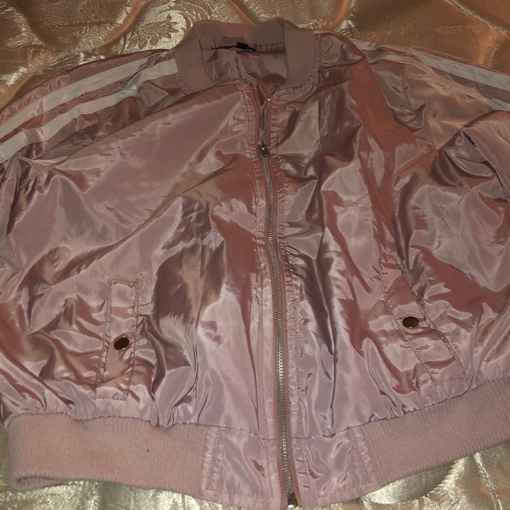 Wind jacket